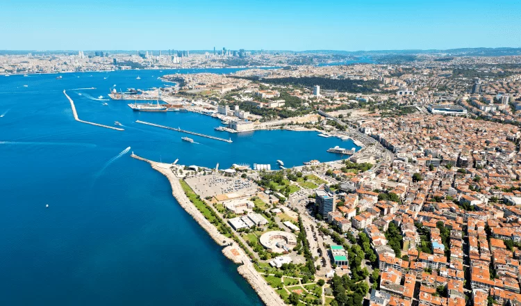 bird's eye view of kadıköy pier